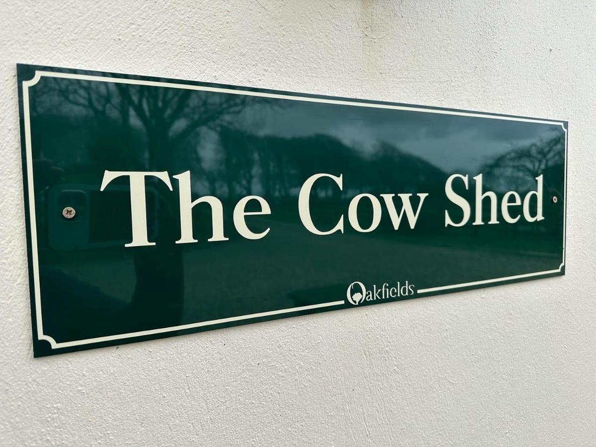 The Cow Shed Apartment Narberth Bagian luar foto
