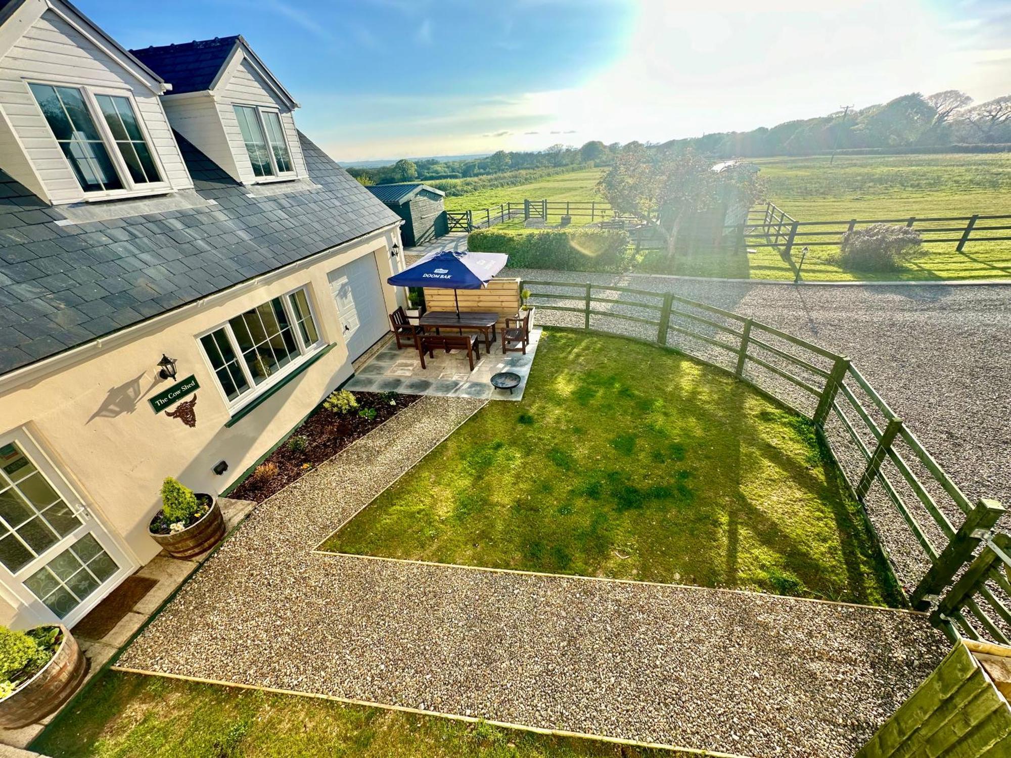The Cow Shed Apartment Narberth Bagian luar foto
