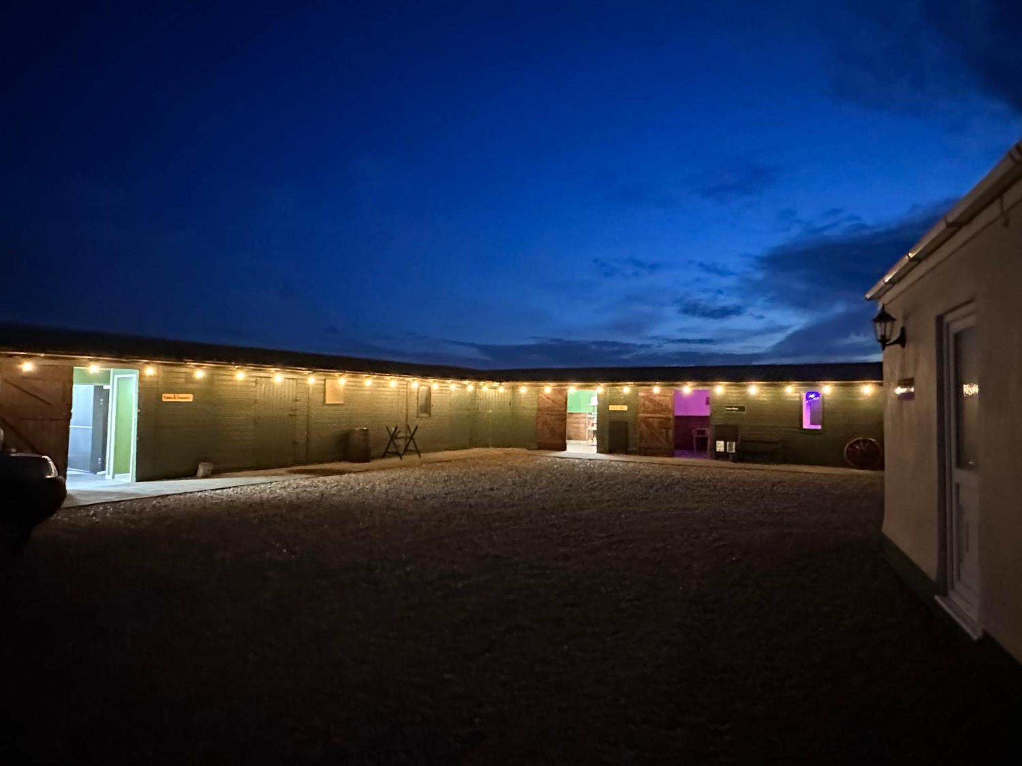 The Cow Shed Apartment Narberth Bagian luar foto